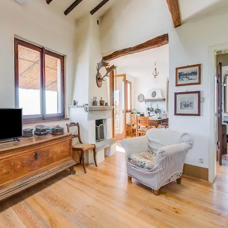 Ferienhaus Nigra In With A Private Swimming Pool