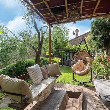 Nigra In With A Private Swimming Pool Ferienhaus